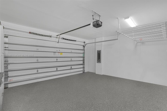 Building Photo - 10373 NW 68th Ter