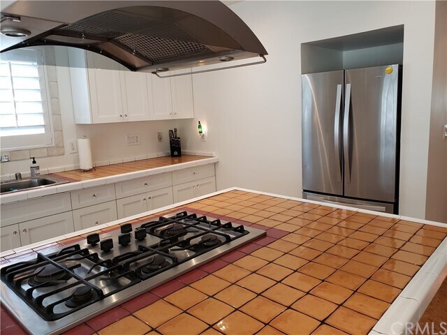 Foto del edificio - 1168 E Ocean Blvd