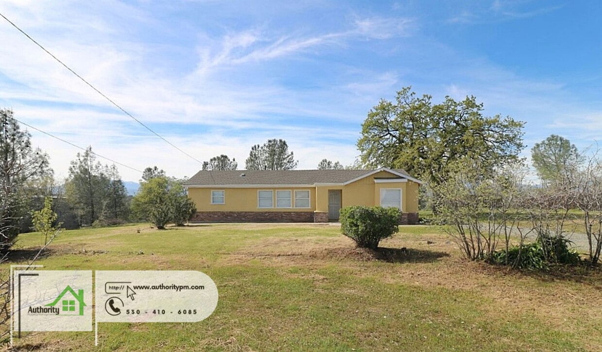 Primary Photo - 794 Twin View Blvd