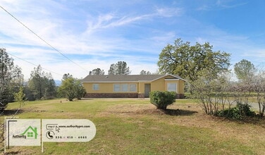 Building Photo - 794 Twin View Blvd