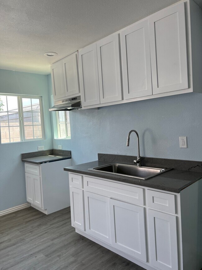 65006504 Templeton St, Huntington Park, CA 90255 House Rental in