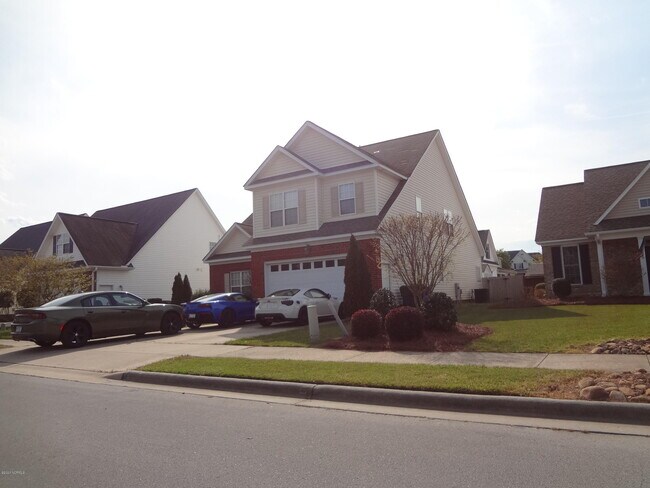Building Photo - 3912 Ashcroft Dr