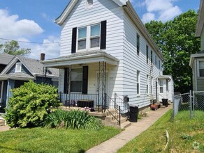 Building Photo - 212 McClelland Ave