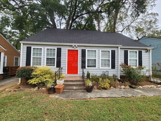 Photo - 1733 Beecher St SW House