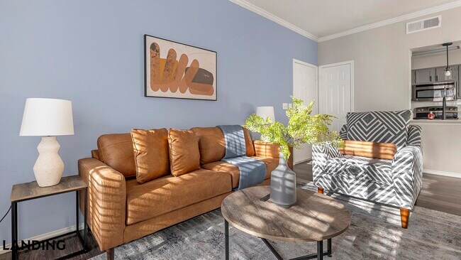 Foto del edificio - 3201 Duval Rd