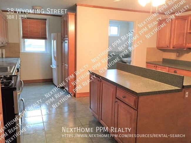 Foto del edificio - 38 Wyoming St