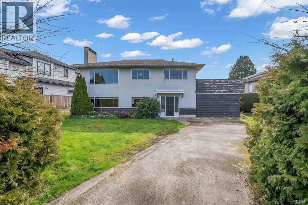Photo principale - 8620 Camden Crescent