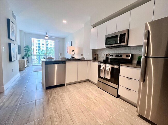 Foto del edificio - 120 N Compass Way