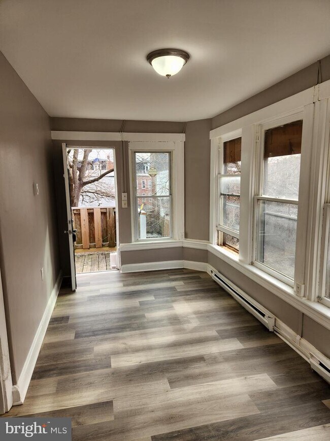 Foto del edificio - 316 N Potomac St