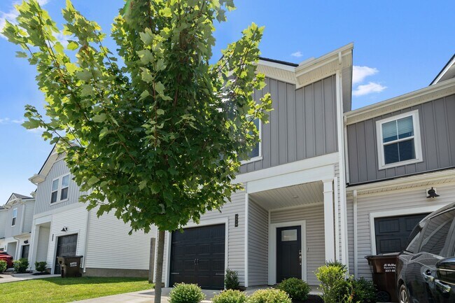 Photo - 4510 Skywood Ln Townhome