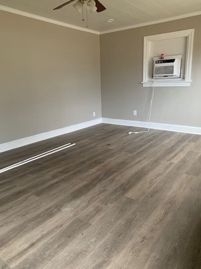 Building Photo - 3 Bedroom 1 Bathroom in the Heart of Asheboro