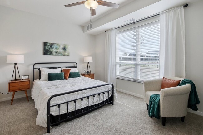 Building Photo - Arasan