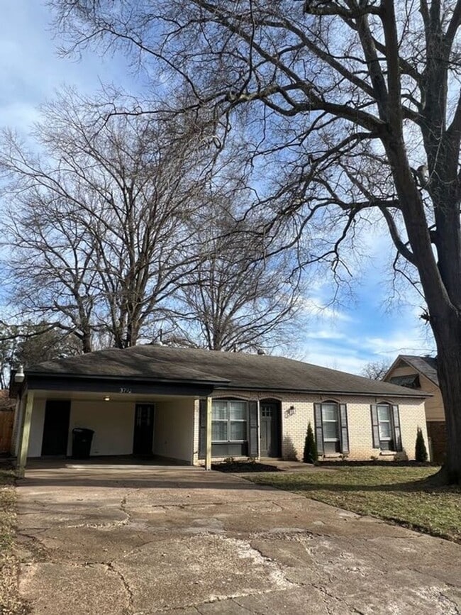 Building Photo - Stunning 3-Bedroom Home in Memphis - Moder...