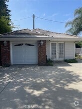 Building Photo - 422 E Camino Real Ave