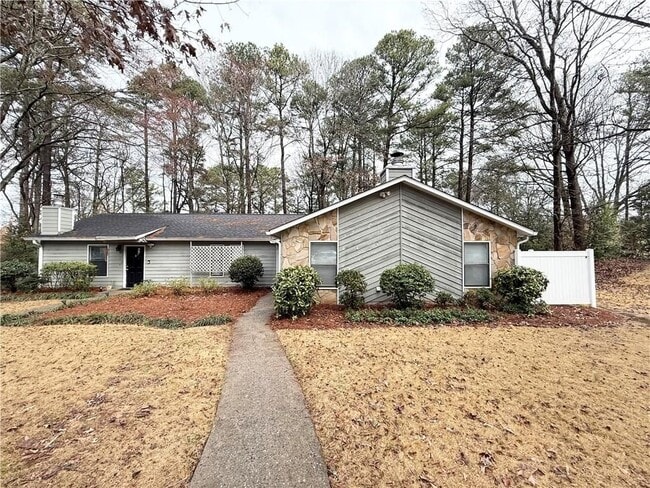 Building Photo - 1050 Mathews Ct