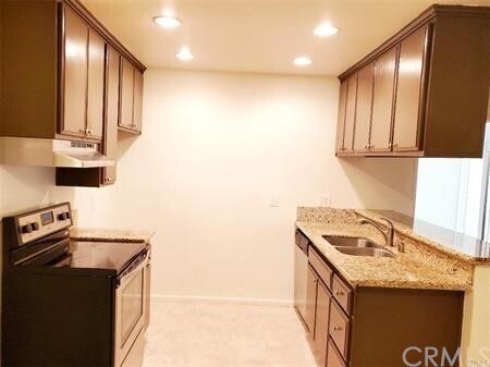 Building Photo - 23653 Golden Springs Dr