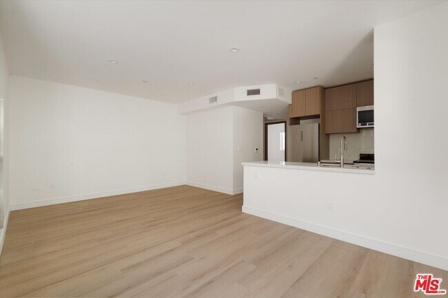 Foto del edificio - 15209 Morrison St