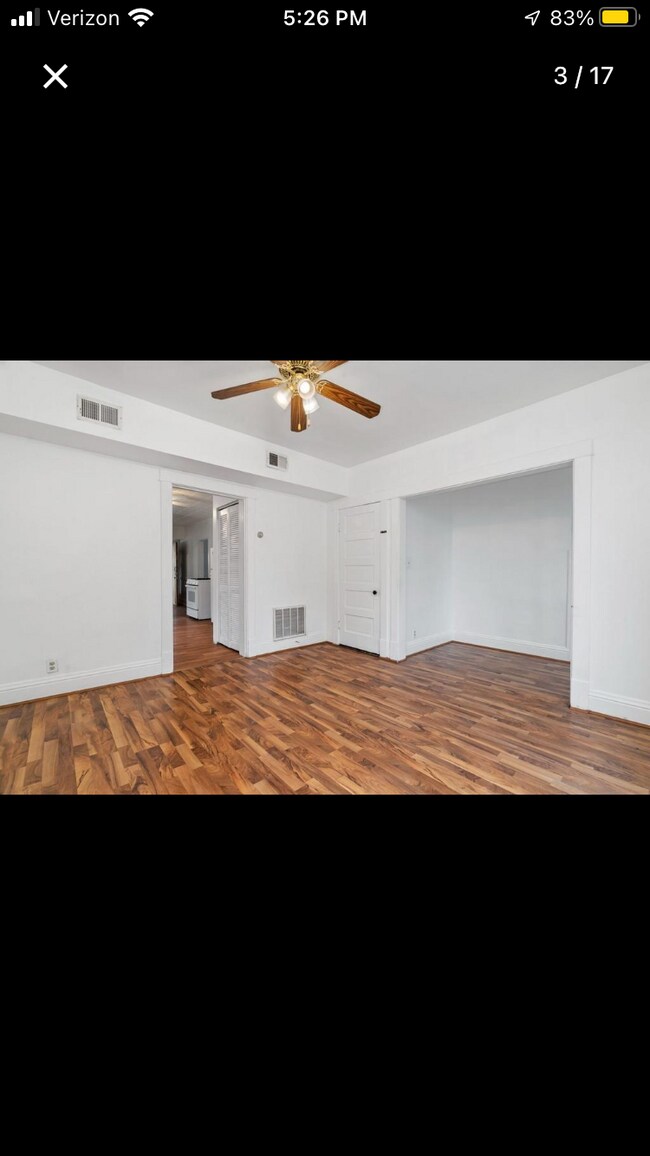 Foto del edificio - 2310 Broadway St
