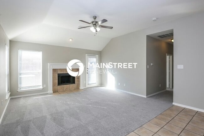 Building Photo - 4 Bedroom Pet-Friendly Home in Dallas, TX ...