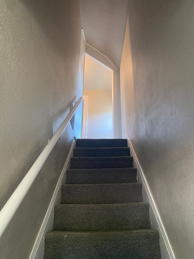 Building Photo - Stylishly Renovated Charming Home on 215 7...