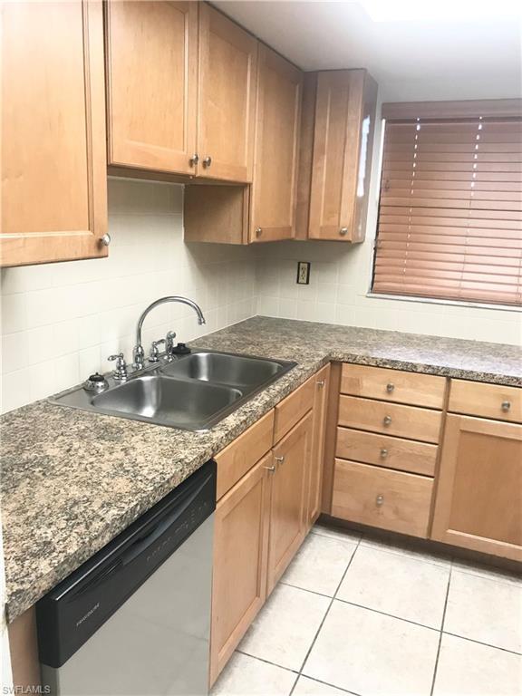 Foto del edificio - 4647 SE 17th Pl
