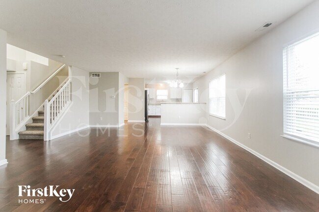Foto del edificio - 8051 Little River Ln