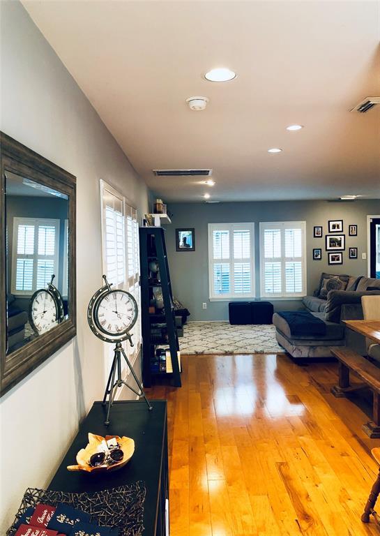 Foto del edificio - 1723 Redwing Bluff Dr