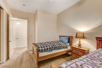 Building Photo - 56 E Serene Ave