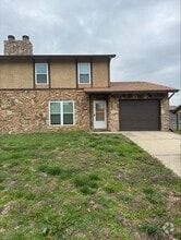 Building Photo - 708 Oxen Dr