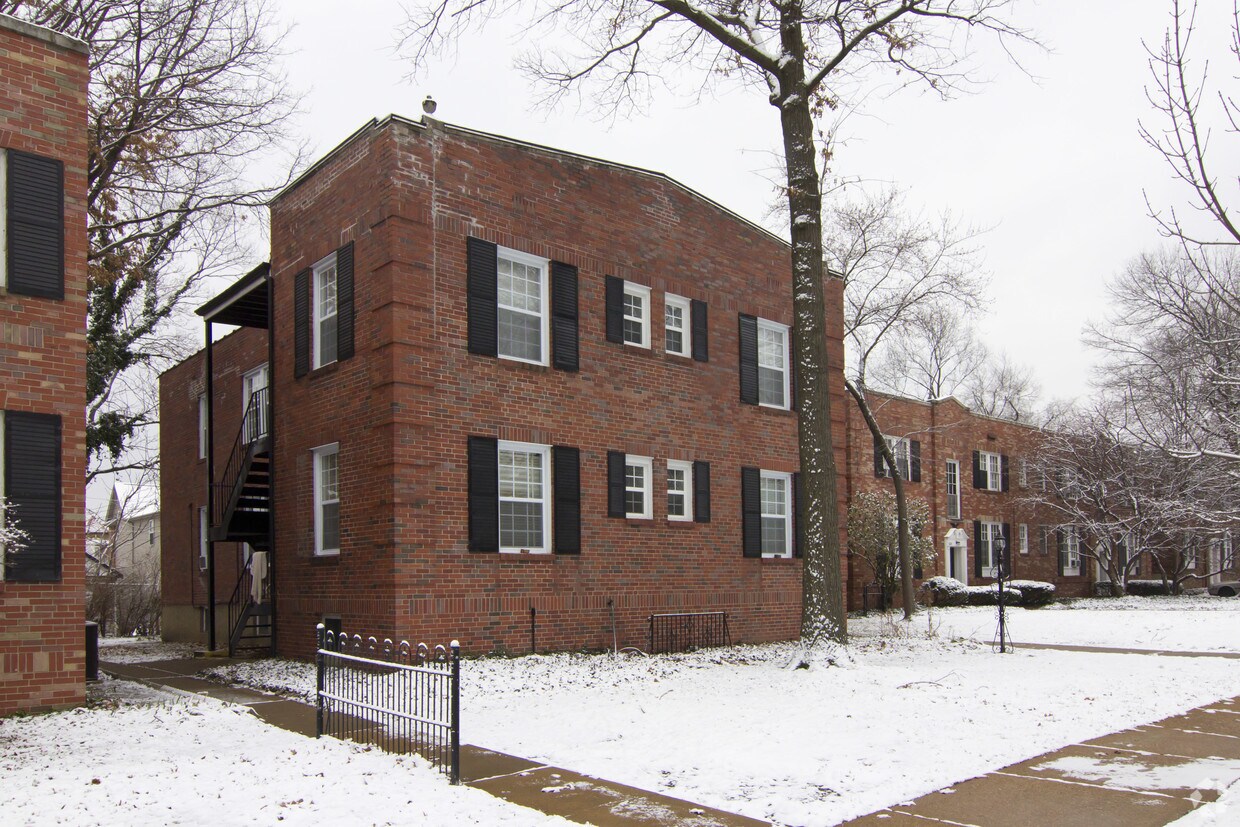 Foto del edificio - 1014 Sanford Ave