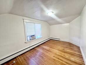 Building Photo - 145 W 200 S St