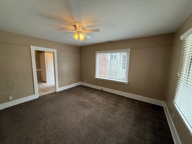 Foto del edificio - 182 N 11th St