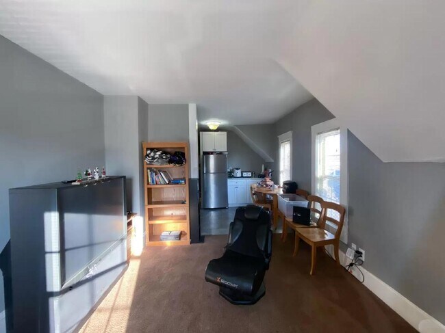 Foto del edificio - 1811 Jackson St NE