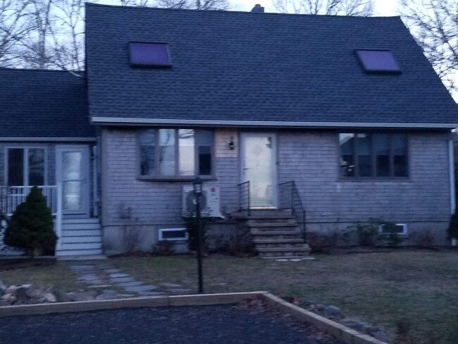 Building Photo - 64 Dexter Rd