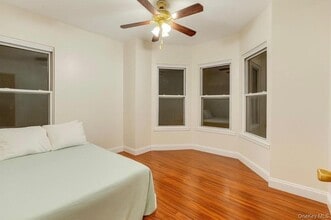 Building Photo - 557 Van Nest Ave