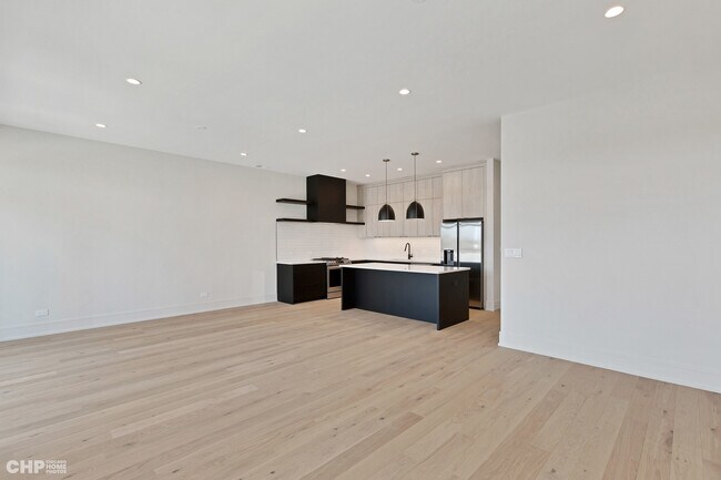 Foto del edificio - 4414 N Kedzie Ave