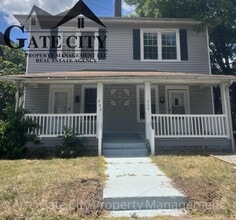 Building Photo - 224 N Dunleith Ave