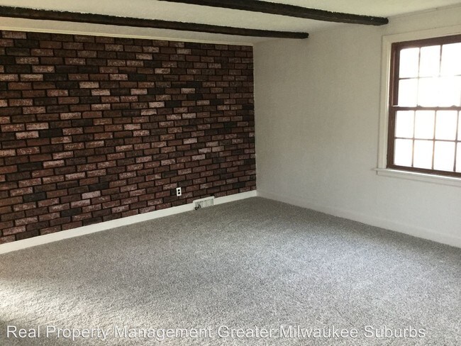 Foto del edificio - 1119 S 103rd St