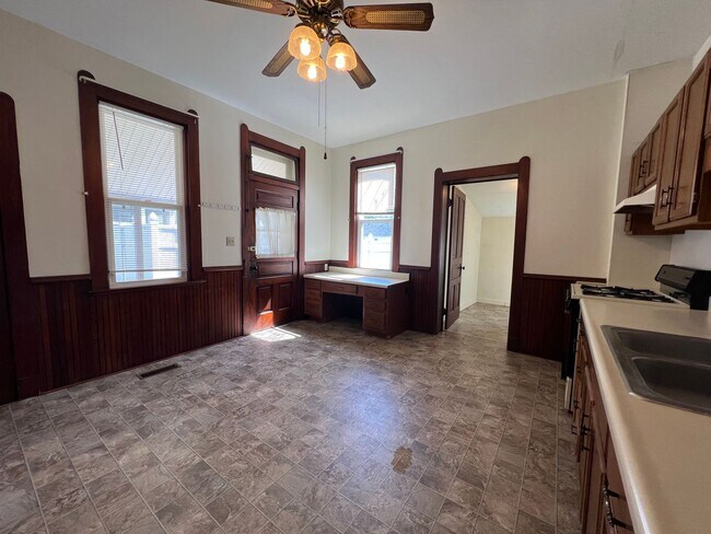 Foto del edificio - 1031-1033 S 11th St