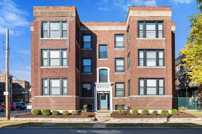 Foto del edificio - 6275 Enright Ave