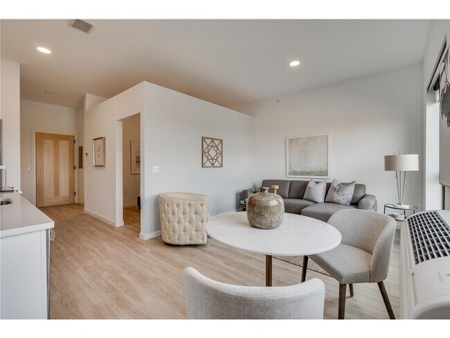 Foto del edificio - 4418 Beard Ave S