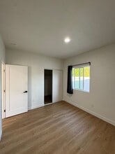 Building Photo - 8449 Gold Coast Dr