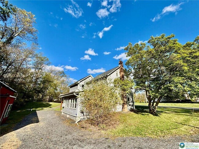 Building Photo - 181 E Moorestown Rd