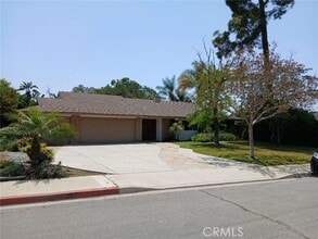 Building Photo - 444 Redlands Ave