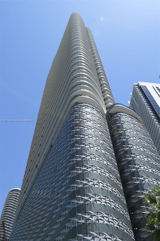 Foto del edificio - 1000 Brickell Ave