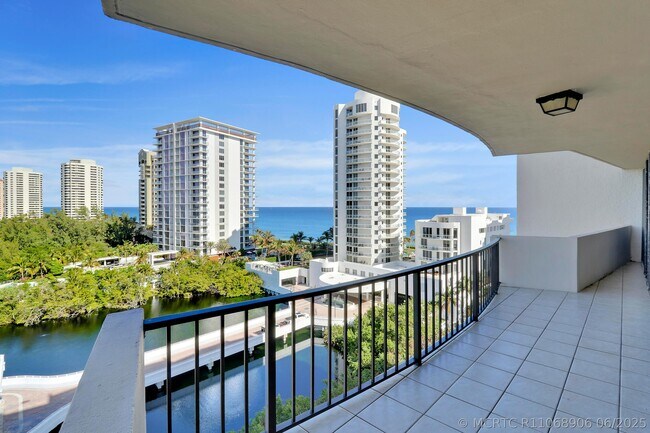 Foto del edificio - 4200 N Ocean Dr