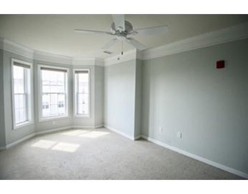Foto del edificio - 170 Clocktower Dr