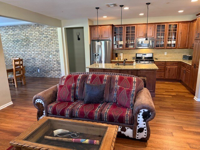 Foto del edificio - 6231 E Mark Way