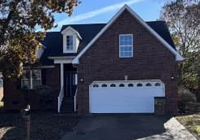 Building Photo - 6428 Paddington Way