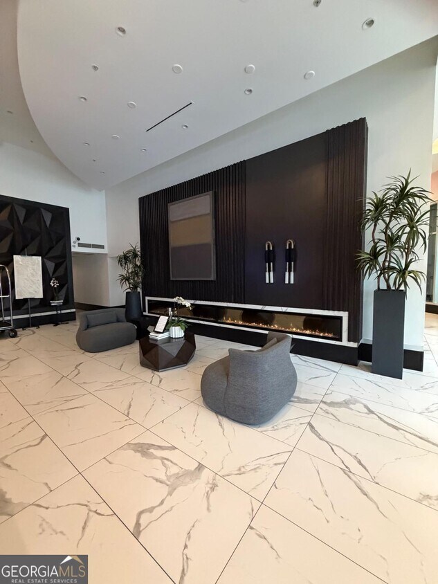 Foto del edificio - 400 W Peachtree St NW